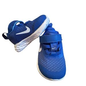Nike Blue and White Velcro Sneakers with Breathable Mesh
